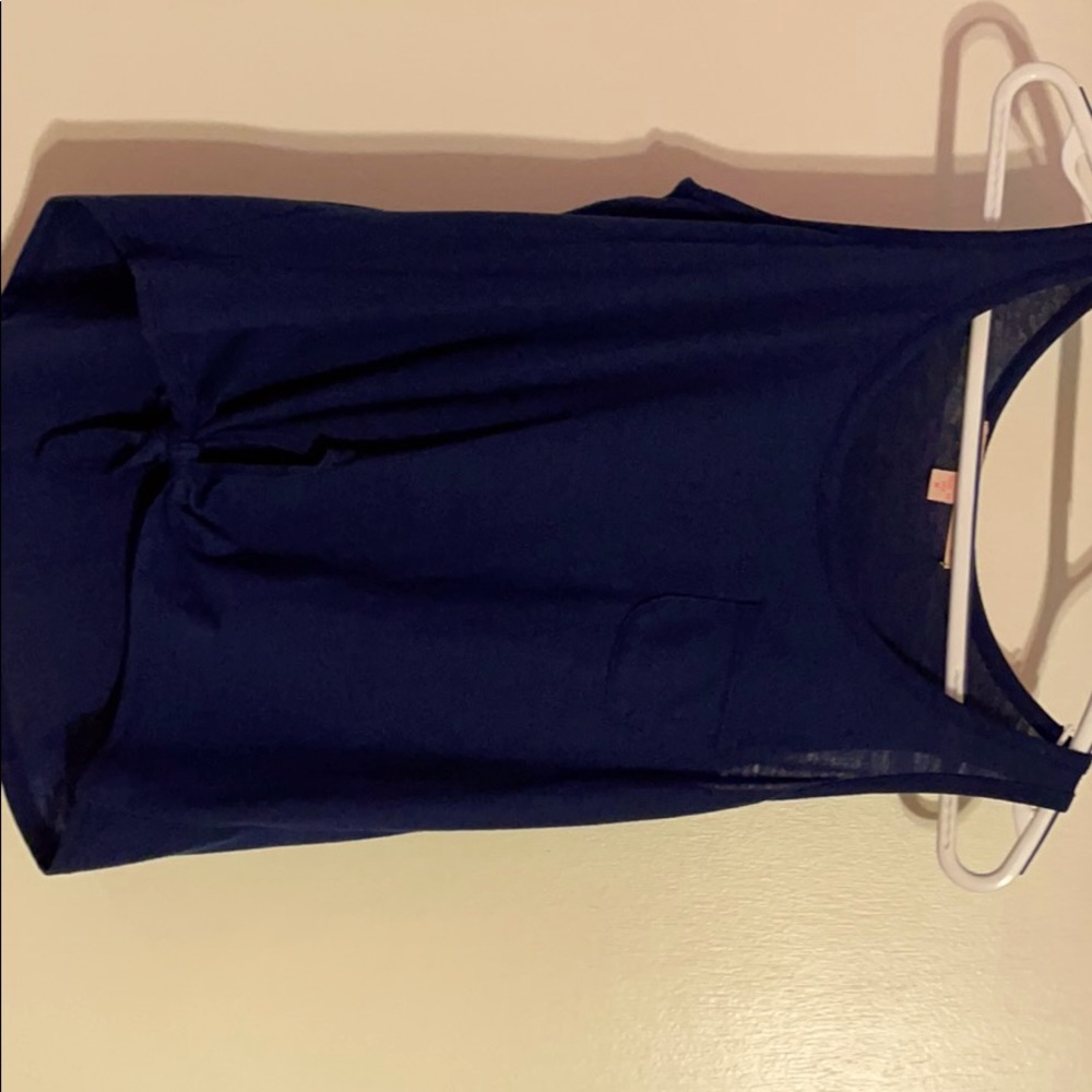 Tank top, size medium